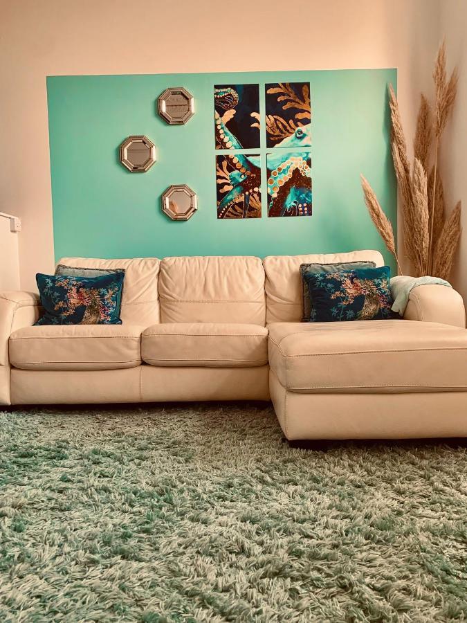 **sunny And Bright, Thatchers Rock One Bed Front Apartment*** Apartment Torquay