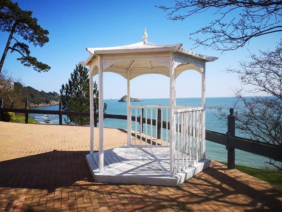 Apartment **sunny And Bright, Thatchers Rock One Bed Front Apartment*** Torquay