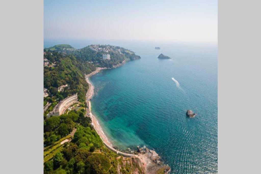 **sunny And Bright, Thatchers Rock One Bed Front Apartment*** Torquay